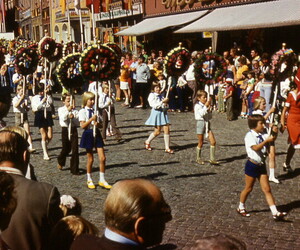 Auf dem Marktplatz, 1976